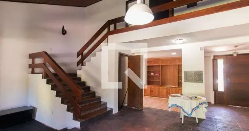 Casa para Aluguel - Vila Nova, 3 Quartos,  150 m² - Porto Alegre