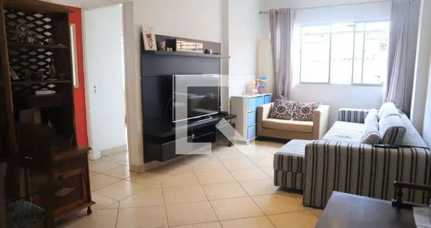 Casa para Aluguel - Saúde, 8 Quartos,  200 m² - São Paulo