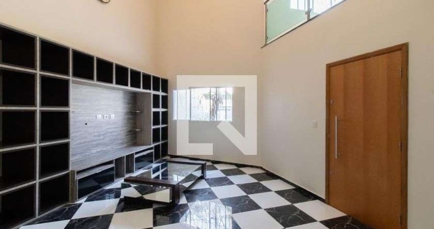Casa para Aluguel - Jardim Cocaia, 3 Quartos,  200 m² - Guarulhos