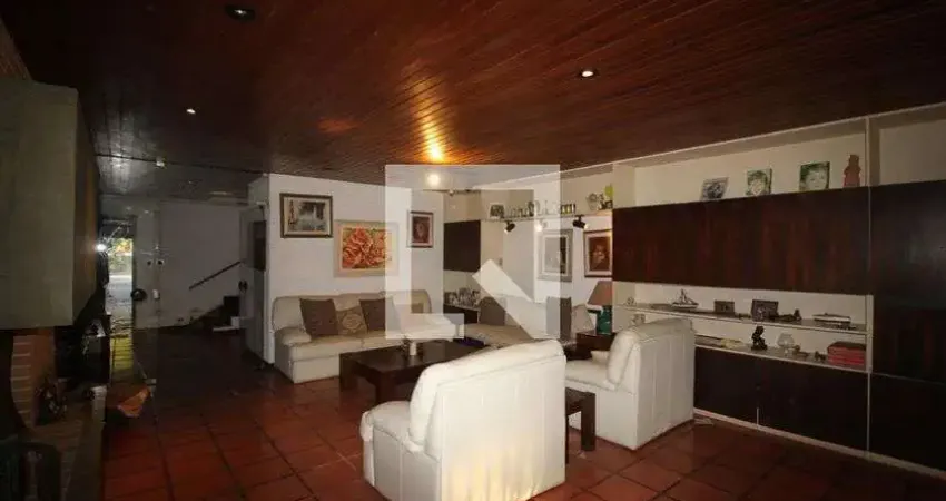 Casa para Aluguel - Jardim Marajoara , 6 Quartos,  500 m² - São Paulo