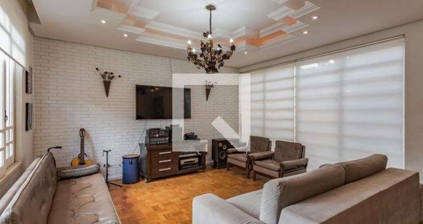 Casa para Aluguel - Três Figueiras, 3 Quartos,  588 m² - Porto Alegre