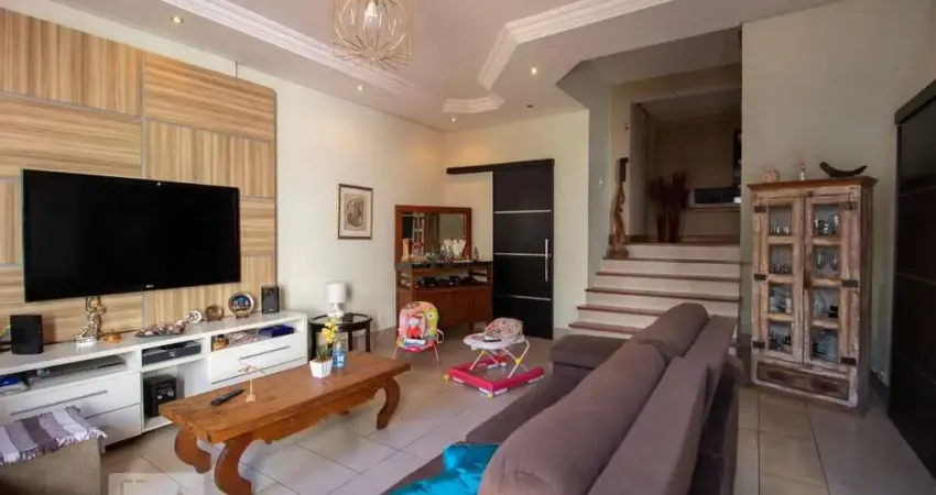 Casa para Aluguel - Centro, 4 Quartos,  620 m² - Osasco