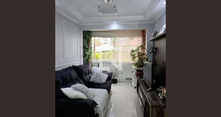 Apartamento para Aluguel - Liberdade, 3 Quartos,  70 m² - São Paulo