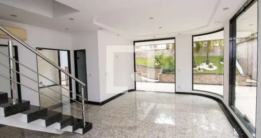 Casa / Sobrado em Condomínio para Aluguel - Freguesia , 3 Quartos,  600 m² - Rio de Janeiro