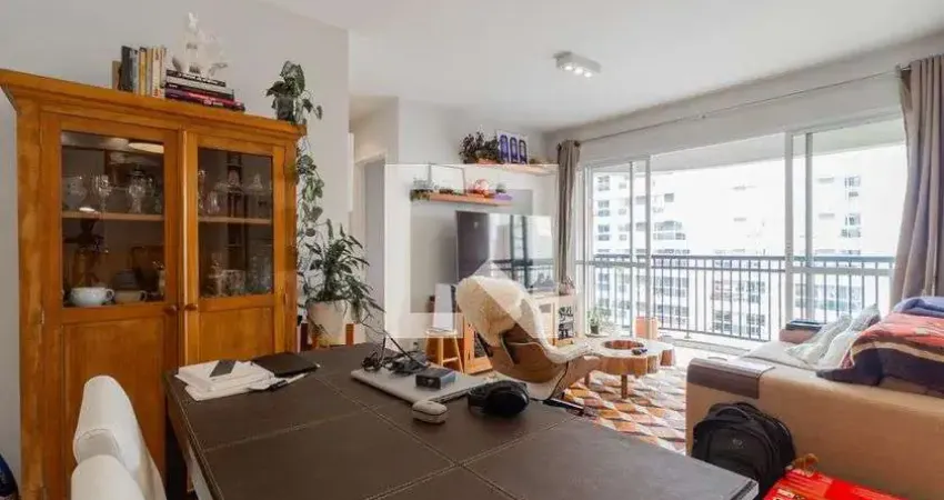 Apartamento para Aluguel - Vila Olímpia, 2 Quartos,  65 m² - São Paulo
