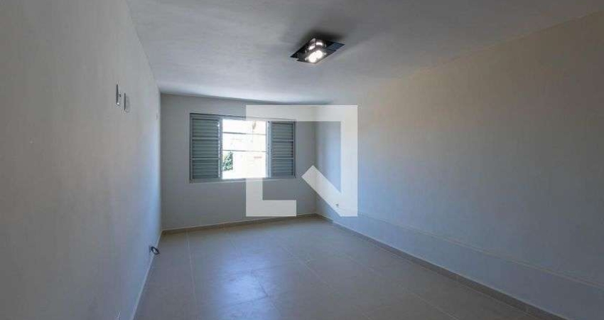 Casa para Aluguel - Vila Alpina, 3 Quartos,  250 m² - São Paulo