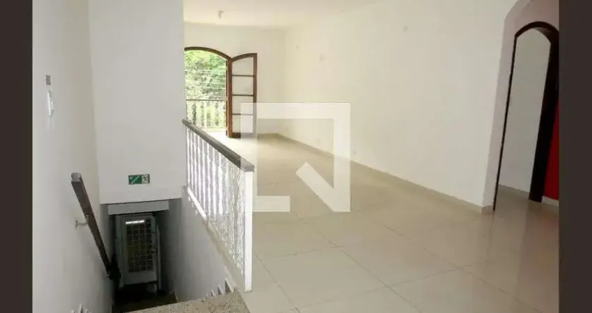 Casa para Aluguel - Vila Zulmira, 3 Quartos,  250 m² - São Paulo