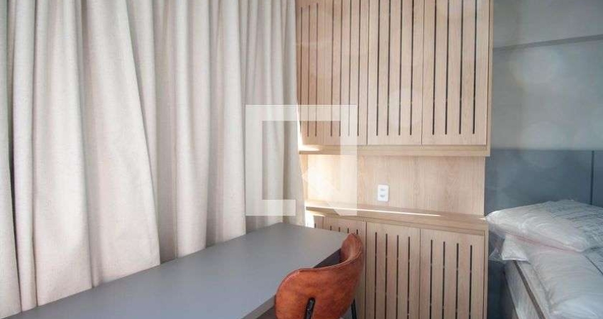Apartamento para Aluguel - Chácara Santo Antonio, 1 Quarto,  27 m² - São Paulo