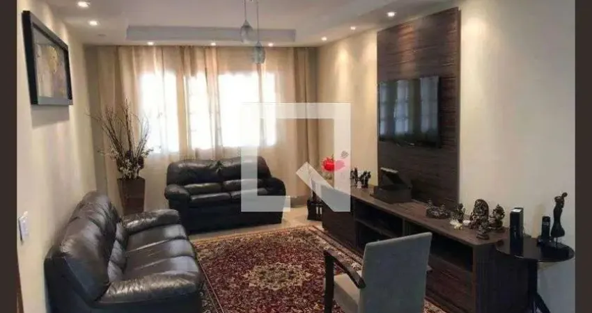 Casa para Aluguel - Jardim Éster Yolanda, 3 Quartos,  250 m² - São Paulo