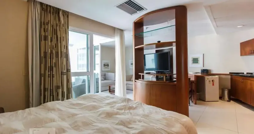 Apartamento para Aluguel - Jardim Oceânico, 2 Quartos,  60 m² - Rio de Janeiro