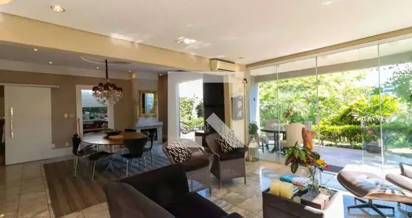 Casa para Aluguel - Panamby, 1 Quarto,  40 m² - São Paulo