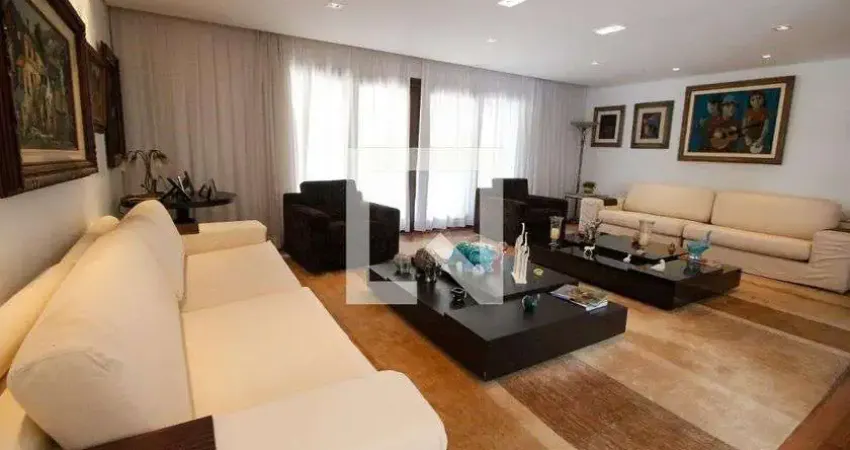 Casa para Aluguel - Morumbi, 3 Quartos,  800 m² - São Paulo