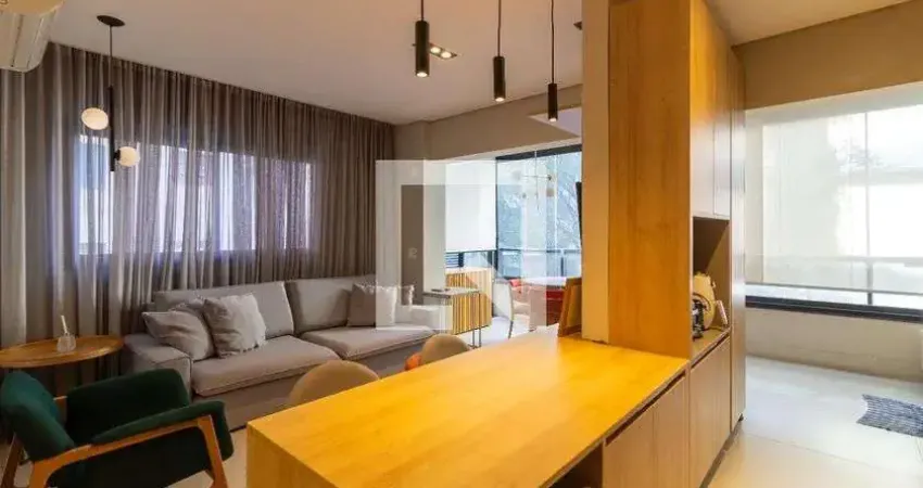 Apartamento para Aluguel - Pinheiros, 2 Quartos,  68 m² - São Paulo