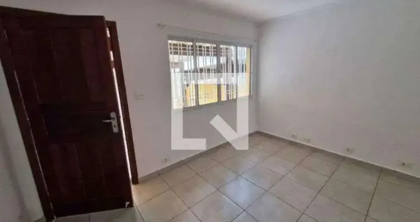 Casa para Aluguel - Ipiranga, 2 Quartos,  260 m² - São Paulo