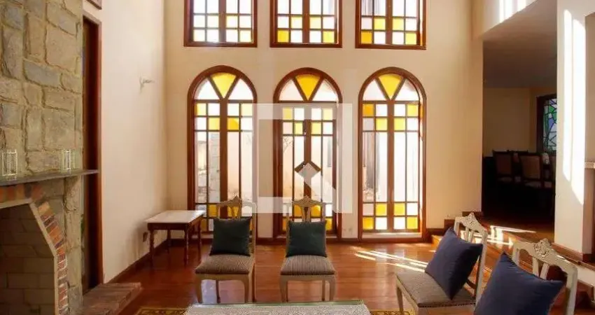 Casa para Aluguel - Palmares, 3 Quartos,  385 m² - Belo Horizonte