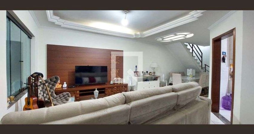Casa para Aluguel - Jardim Progresso, 3 Quartos,  200 m² - Santo André