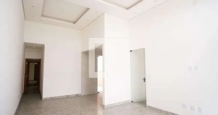 Casa para Aluguel - Santa Mônica, 3 Quartos,  151 m² - Belo Horizonte