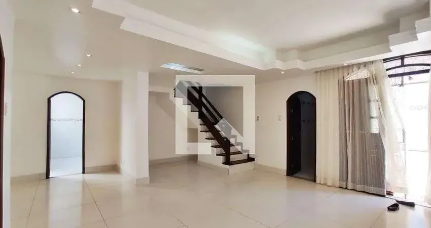 Casa para Aluguel - Rio Vermelho, 5 Quartos,  270 m² - Salvador
