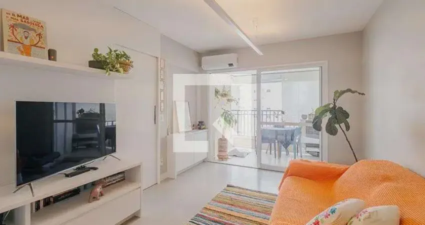 Apartamento para Aluguel - Pinheiros, 2 Quartos,  67 m² - São Paulo