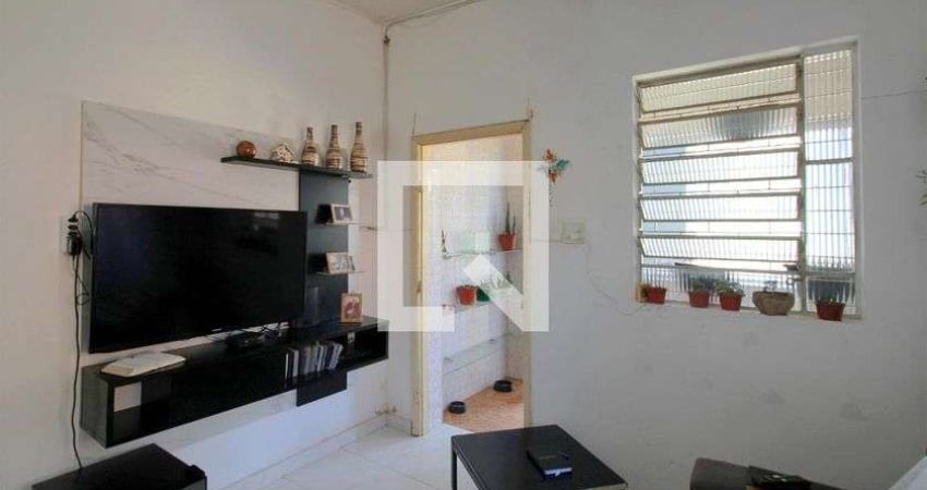Casa para Aluguel - Santa Efigênia, 2 Quartos,  315 m² - Belo Horizonte