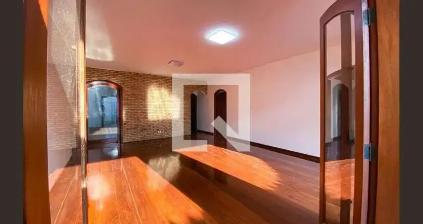 Casa para Aluguel - Butantã, 7 Quartos,  380 m² - São Paulo