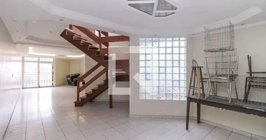 Casa para Aluguel - Sapopemba, 3 Quartos,  500 m² - São Paulo