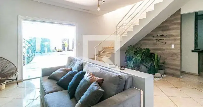 Casa para Aluguel - Céu Azul, 3 Quartos,  220 m² - Belo Horizonte