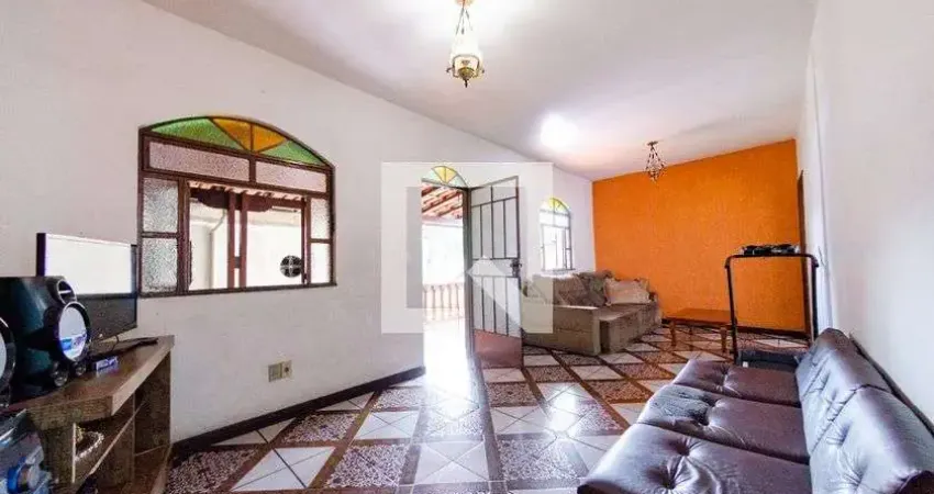Casa para Aluguel - Dom Bosco, 3 Quartos,  360 m² - Belo Horizonte