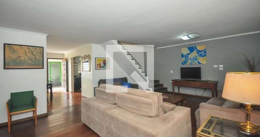 Casa para Aluguel - Vila Sônia, 6 Quartos,  300 m² - São Paulo