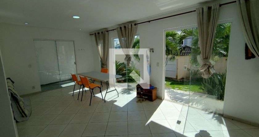 Casa para Aluguel - Pechincha, 5 Quartos,  240 m² - Rio de Janeiro