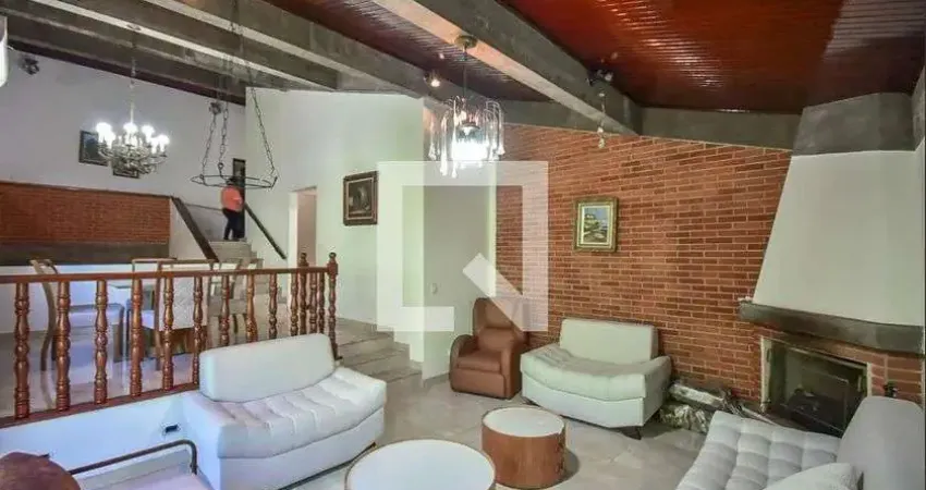 Casa para Aluguel - Portal do Morumbi, 3 Quartos,  600 m² - São Paulo