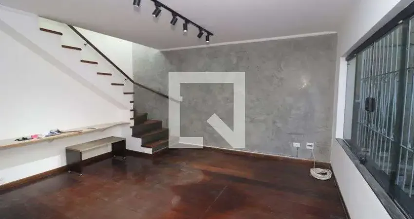 Casa para Aluguel - Vila Carrão, 3 Quartos,  240 m² - São Paulo