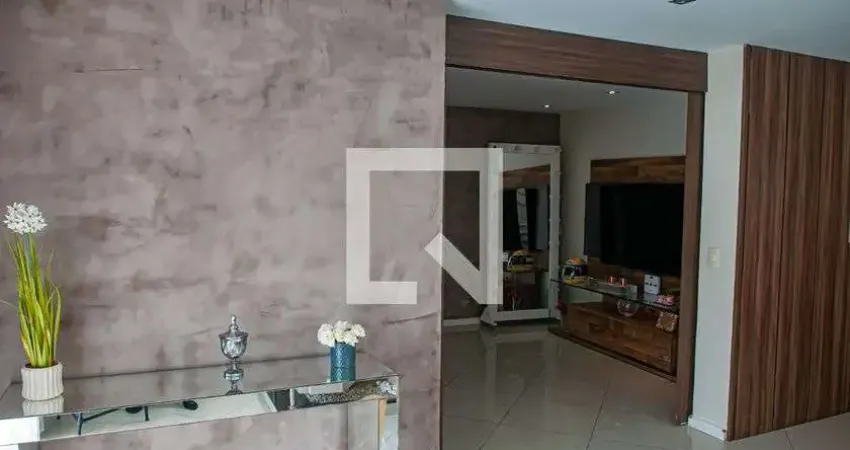 Casa para Aluguel - Pechincha, 4 Quartos,  480 m² - Rio de Janeiro