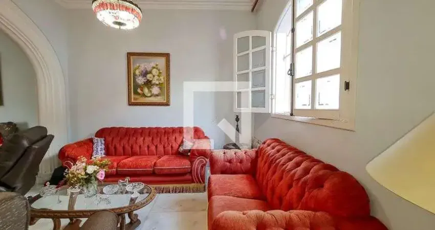 Casa para Aluguel - Sagrada Família, 3 Quartos,  374 m² - Belo Horizonte