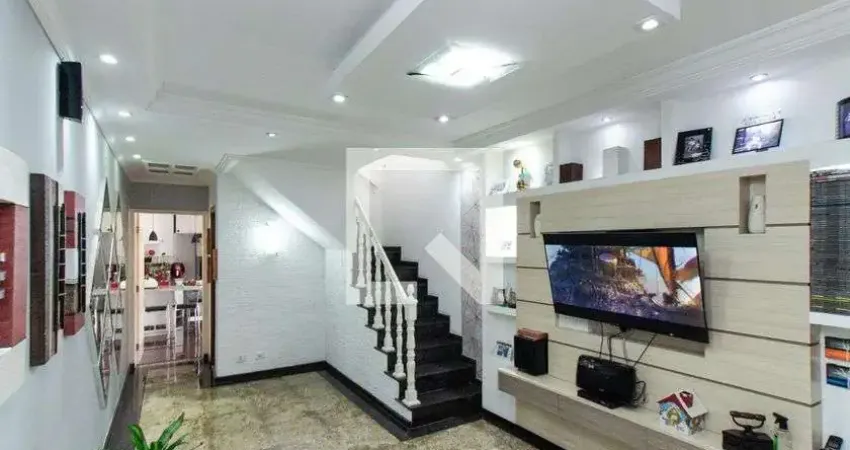 Casa para Aluguel - Vila Pedra Branca, 3 Quartos,  98 m² - São Paulo