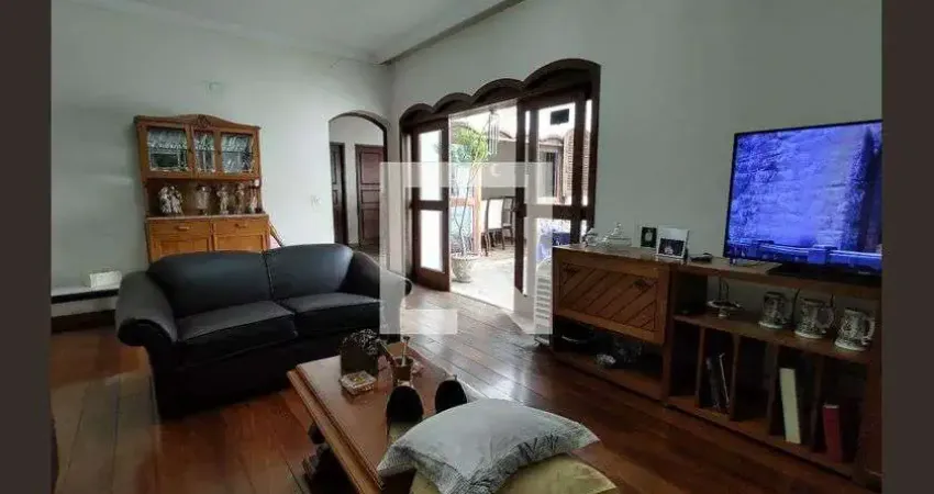 Casa para Aluguel - São Luíz, 3 Quartos,  320 m² - Belo Horizonte