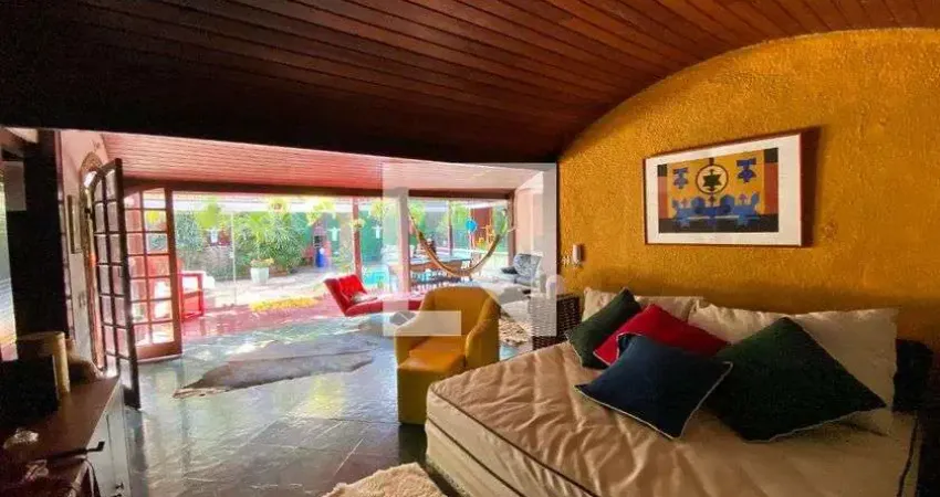 Casa para Aluguel - Laranjeiras, 7 Quartos,  600 m² - Rio de Janeiro