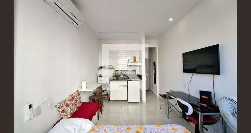 Kitnet / Stúdio para Aluguel - Botafogo, 1 Quarto,  18 m² - Rio de Janeiro