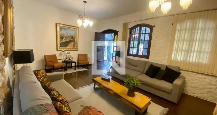 Casa para Aluguel - Santa Lúcia, 7 Quartos,  500 m² - Belo Horizonte