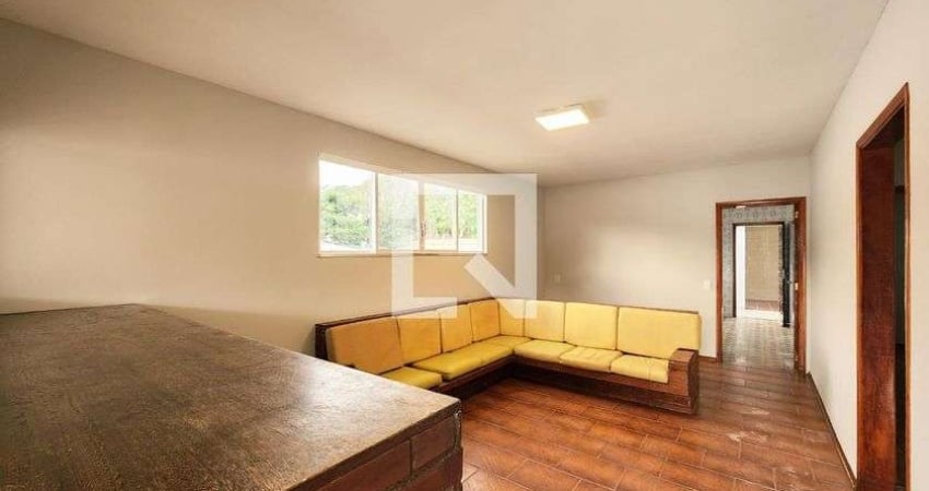 Casa para Aluguel - Colônia, 3 Quartos,  208 m² - Jundiaí