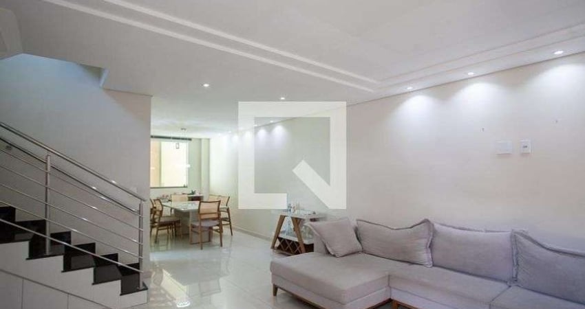 Casa para Aluguel - Trevo, 3 Quartos,  180 m² - Belo Horizonte