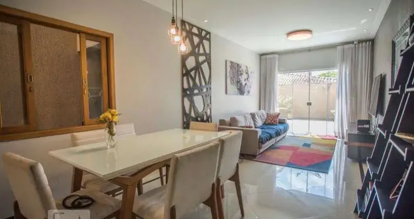 Casa para Aluguel - Saúde, 4 Quartos,  190 m² - São Paulo