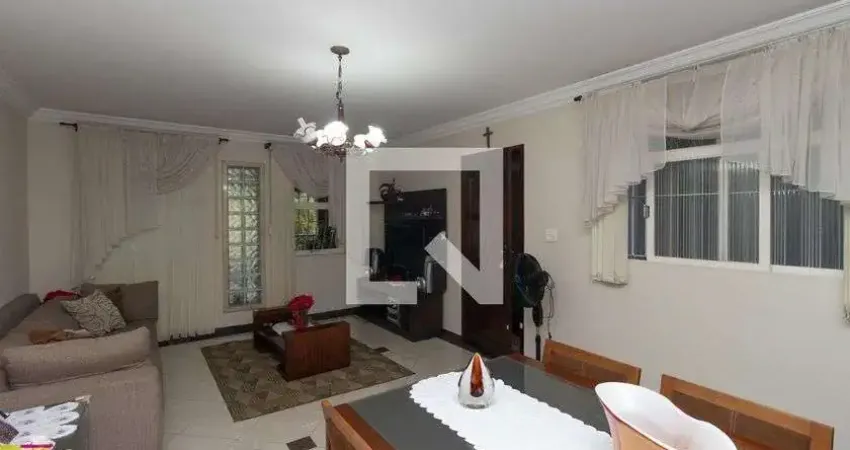 Casa para Aluguel - Jardim Daysy, 4 Quartos,  250 m² - São Paulo