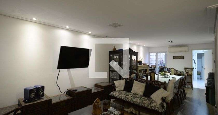 Casa para Aluguel - Cambuci, 3 Quartos,  130 m² - São Paulo