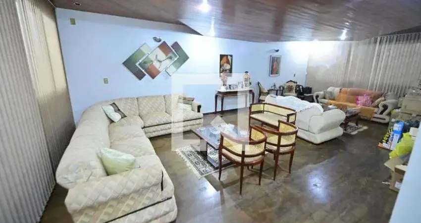 Casa para Aluguel - Setor Marista, 5 Quartos,  400 m² - Goiânia