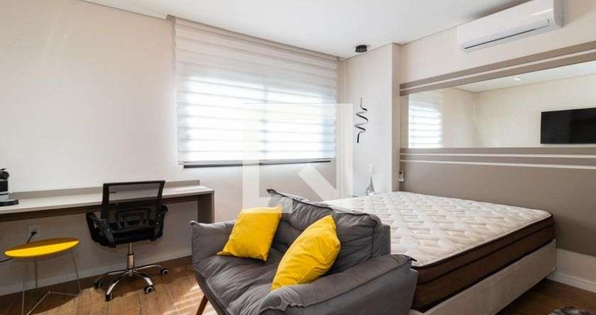 Kitnet / Stúdio para Aluguel - Moema, 1 Quarto,  28 m² - São Paulo