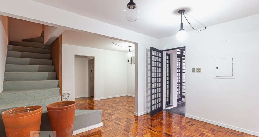 Casa para Aluguel - Moema, 3 Quartos,  150 m² - São Paulo