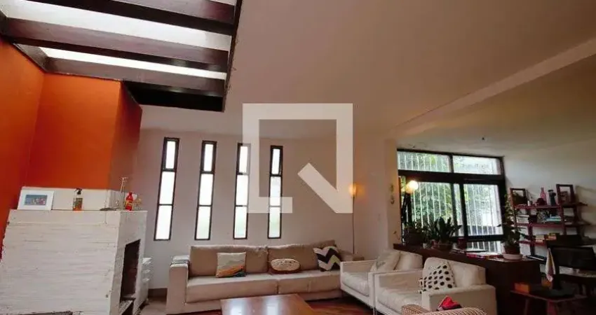 Casa para Aluguel - Morumbi, 3 Quartos,  330 m² - São Paulo