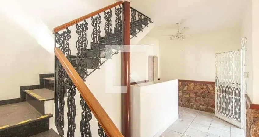 Casa para Aluguel - Campo Grande, 2 Quartos,  200 m² - Rio de Janeiro