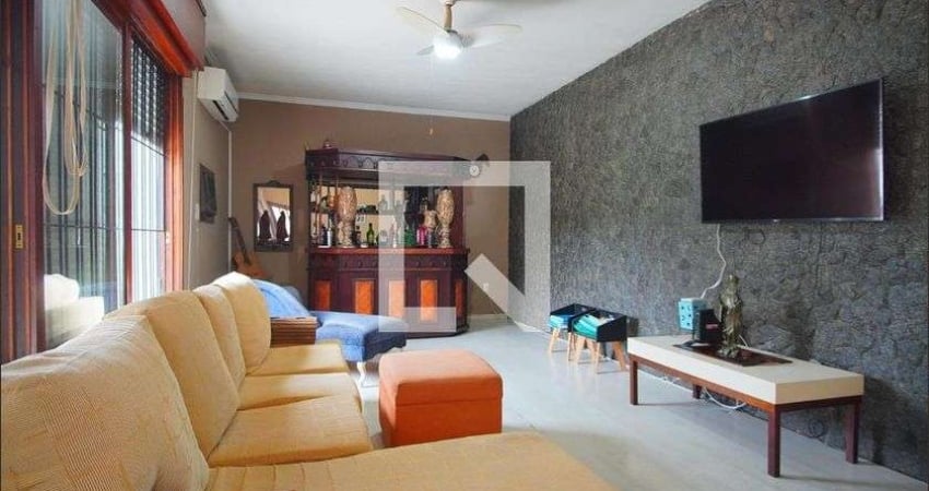 Casa para Aluguel - Jardim Lindóia, 3 Quartos,  240 m² - Porto Alegre